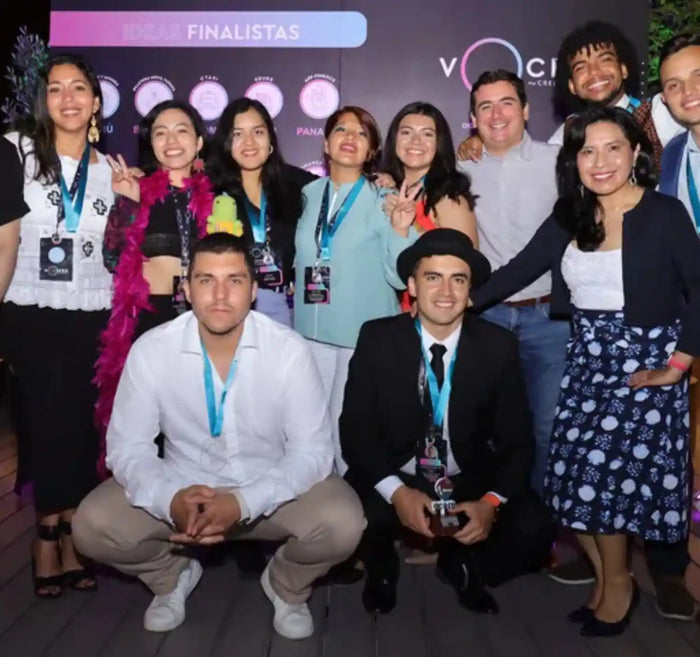 RELOJ DE EMERGENCIAS PARA ANCIANOS MOISES VENEGAS VOCES DE CREDICORP CHILE GCARE